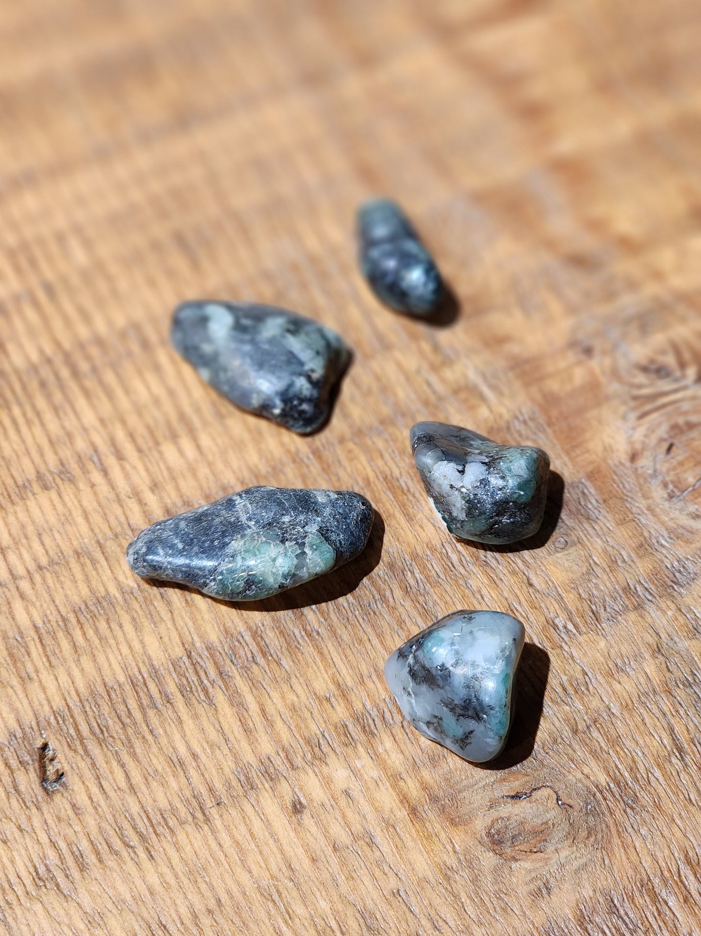 Emerald tumble