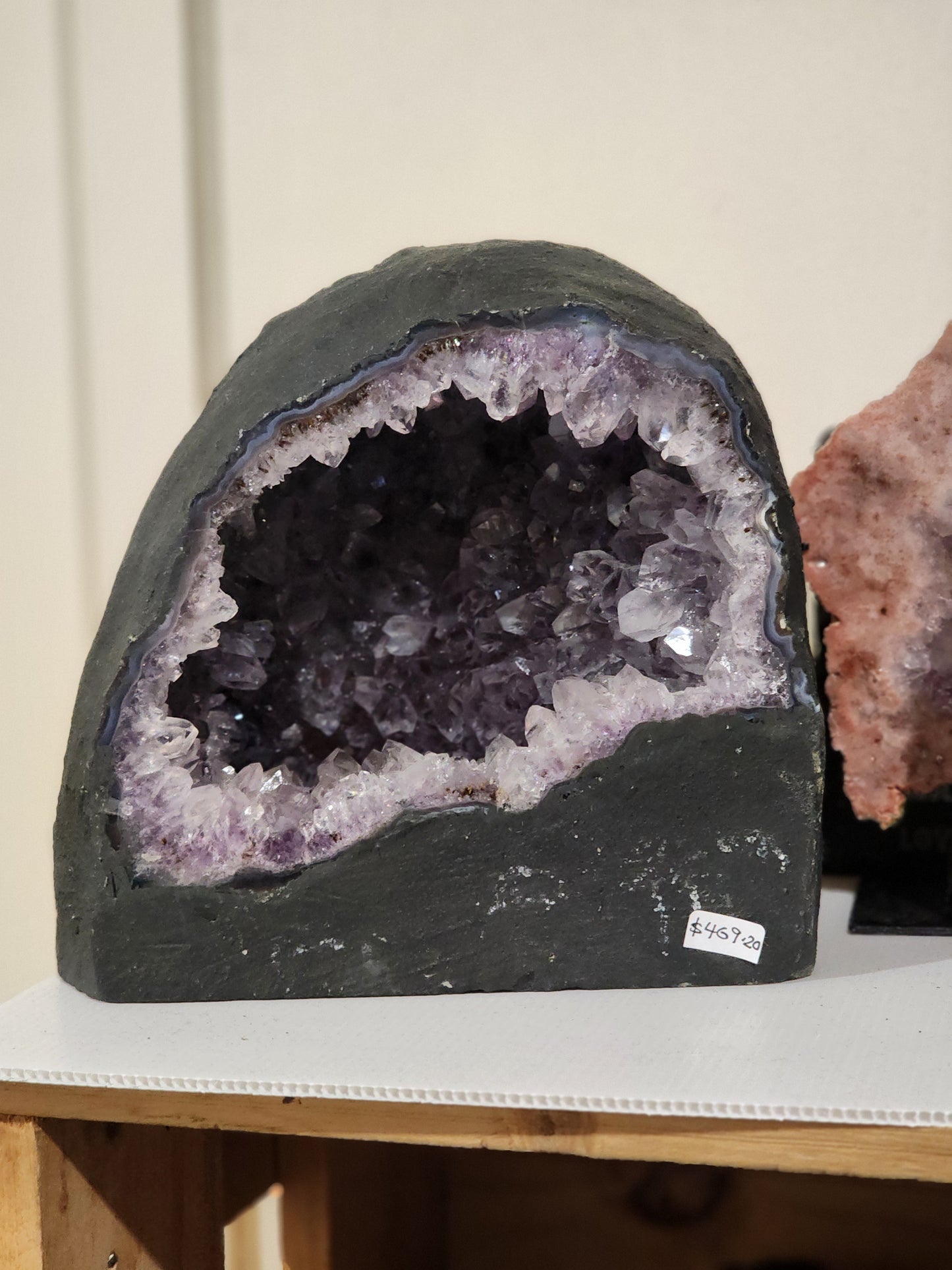 Amethyst Geode "Cave"