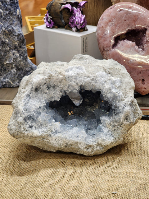 Celestite Geode "Jean"
