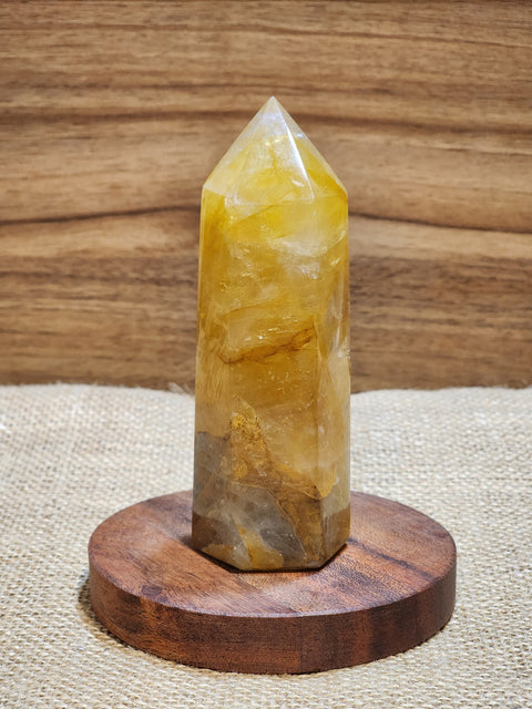 Golden Healer Tower "Elowyn"