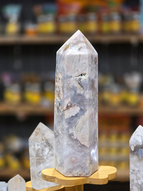 Flower Agate Tower "Mary"