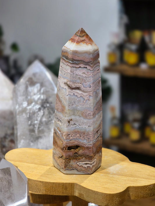 Pink crazy lace agate point
