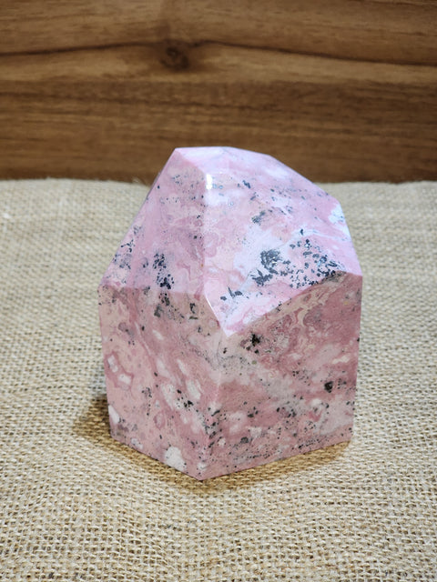 Peruvian Rhodonite Freeform "Lila"