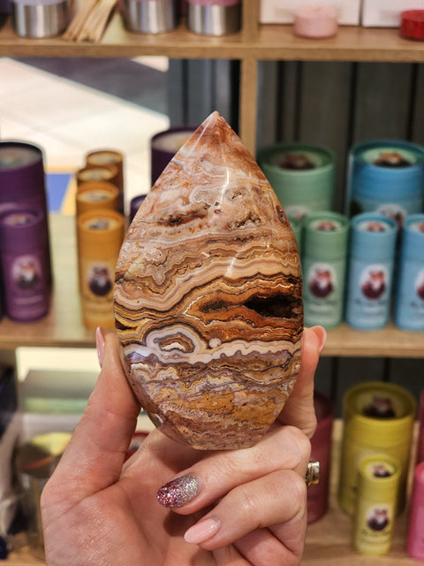 Pink crazy lace agate flame "Kerri"