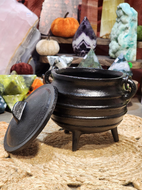 Aluminum Cauldron 16 x 12 x 15cm