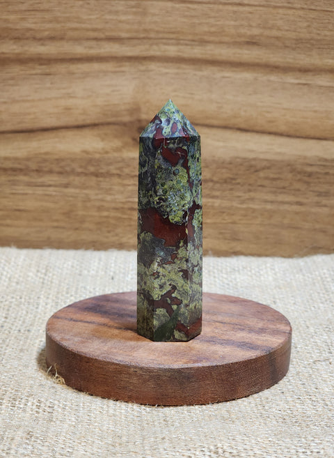 Dragonstone "Liora"