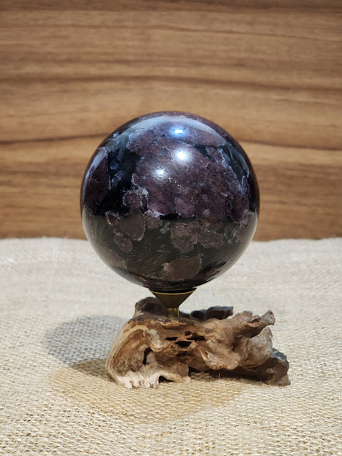Garnet with Anthophyllite "Lola"