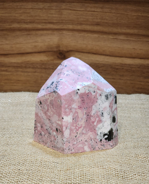 Peruvian Rhodonite Freeform "Lila"